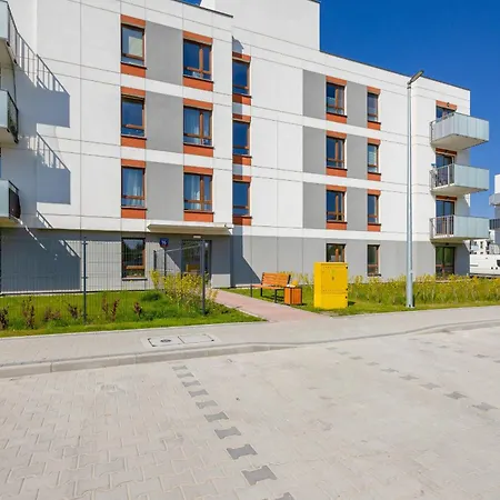 Apartamento Nowoczesny Apartament Z Ogrodem Na Przedmiesciach Warszawy By Renters Lesznowola (Masovia)